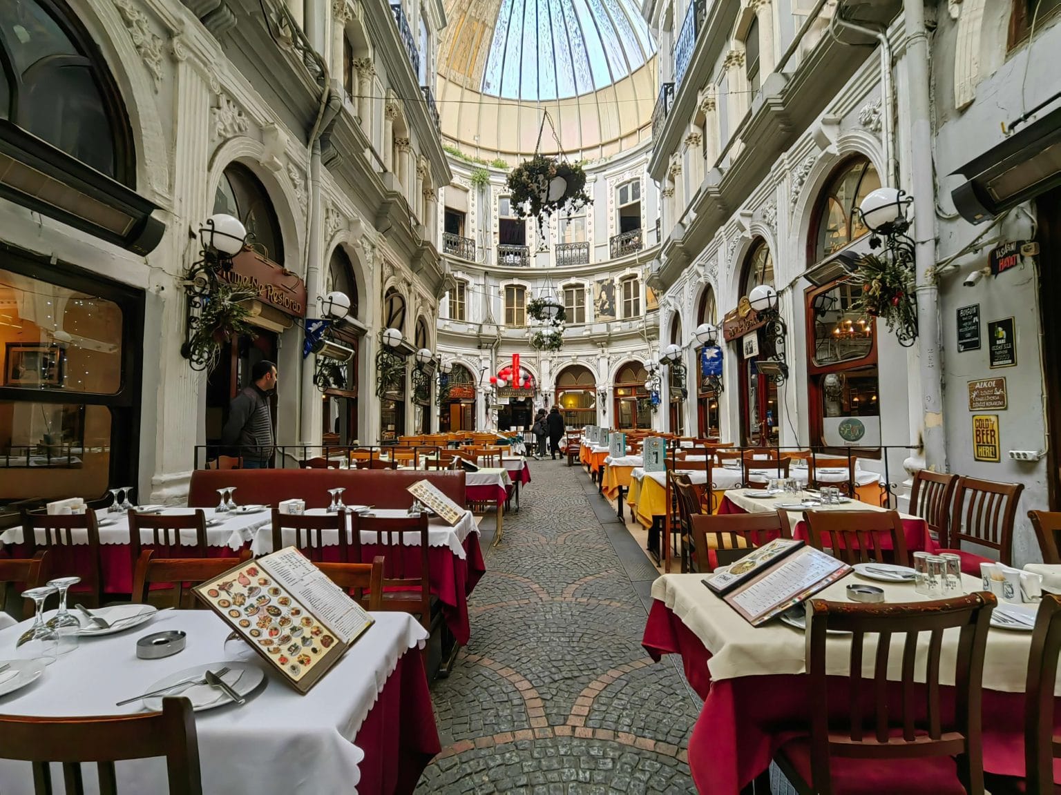 ÇİÇEK PASAJI ❤️ Tarih Kokan Buluşma Noktası Cicek Pasaji