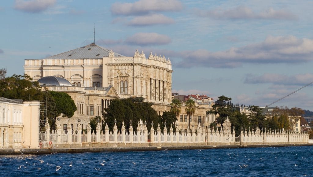 Dolmabahce Palace – Besiktas dolmabahce palace