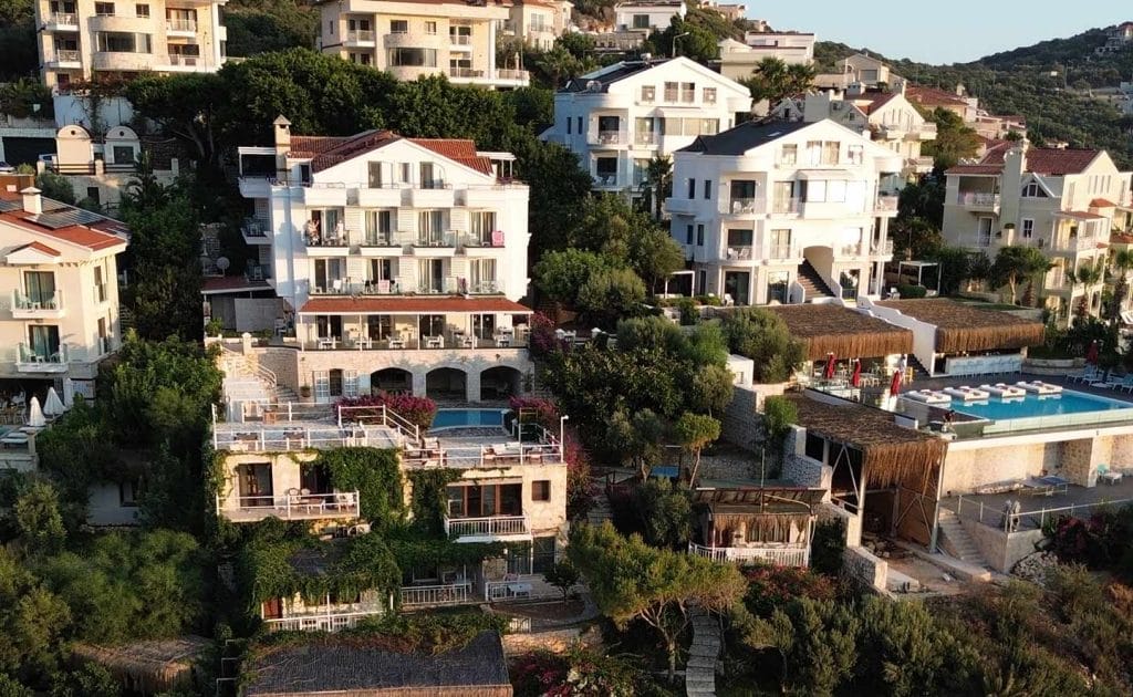 ANTALYA KAŞ KONAKLAMA 2025 | Otelleri, Villalar, Pansiyonlar, Bungalov ve Butik Oteller kas kalinacak yerler