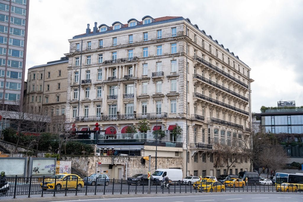 Pera Palas | Guests of the Past, Taksim pera palas